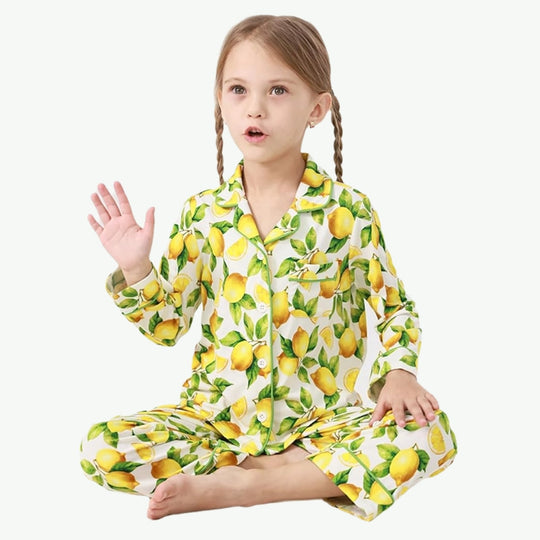 Conjunto de pijama de dos piezas para niñas con estampado personalizado al por mayor