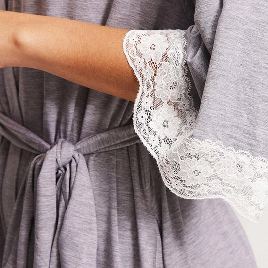 Batas con cinturón y ribete de encaje modal personalizadas a granel para mujer